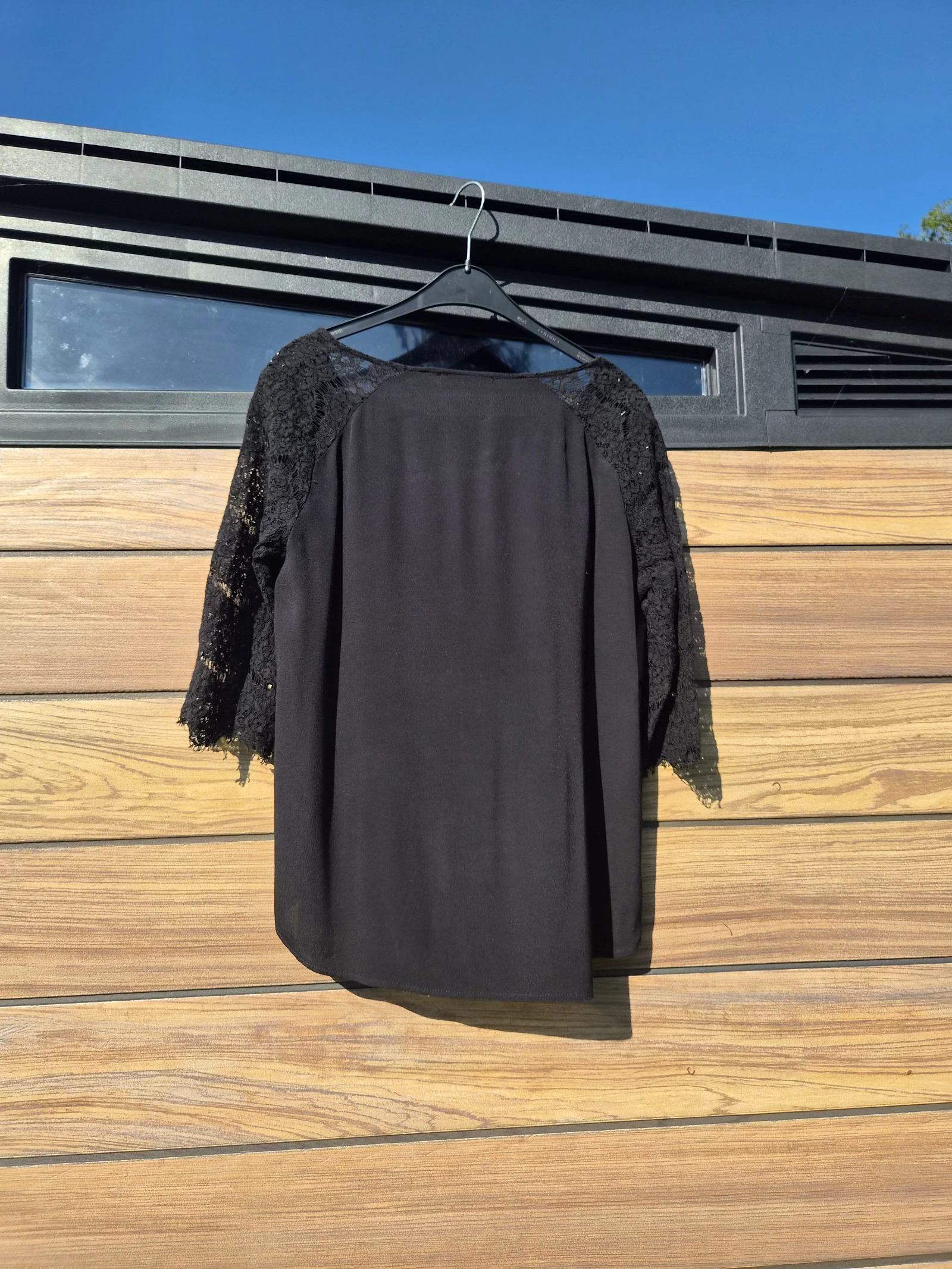 Nueva blusa negra con encaje AKOZ De Toi Paris – Talla L – photo 6